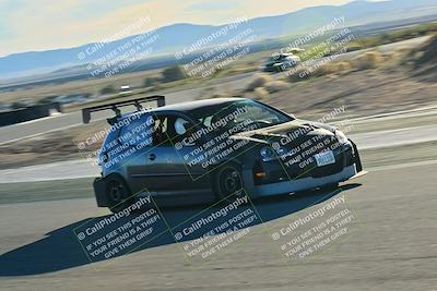 media/Dec-13-2025-Extreme Speed (Sat) [[d129ecb0b9]]/Beginner/Session 3 (Turn 5)/